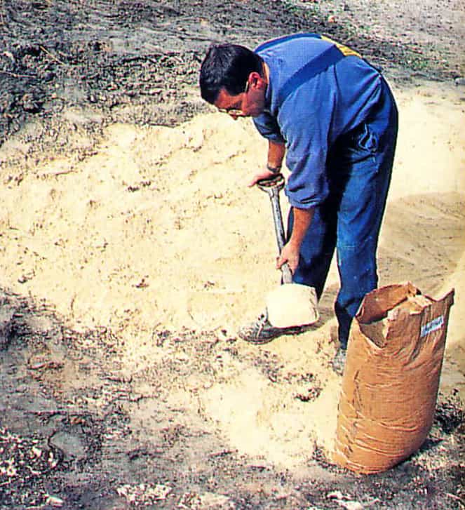 bentonite powder