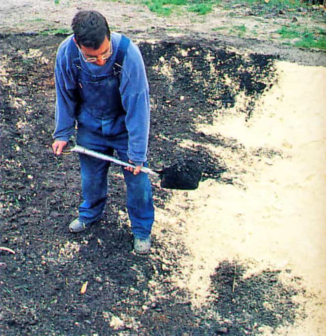 clay pond spread soil